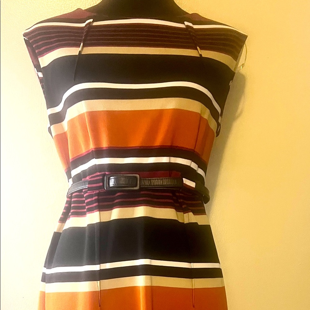 Women’s dress